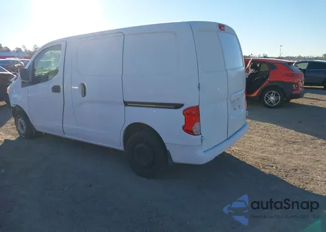 2015 Nissan Nv200 Sv z USA, uszkodzony, nr VIN 3N6CM0KN0FK716924